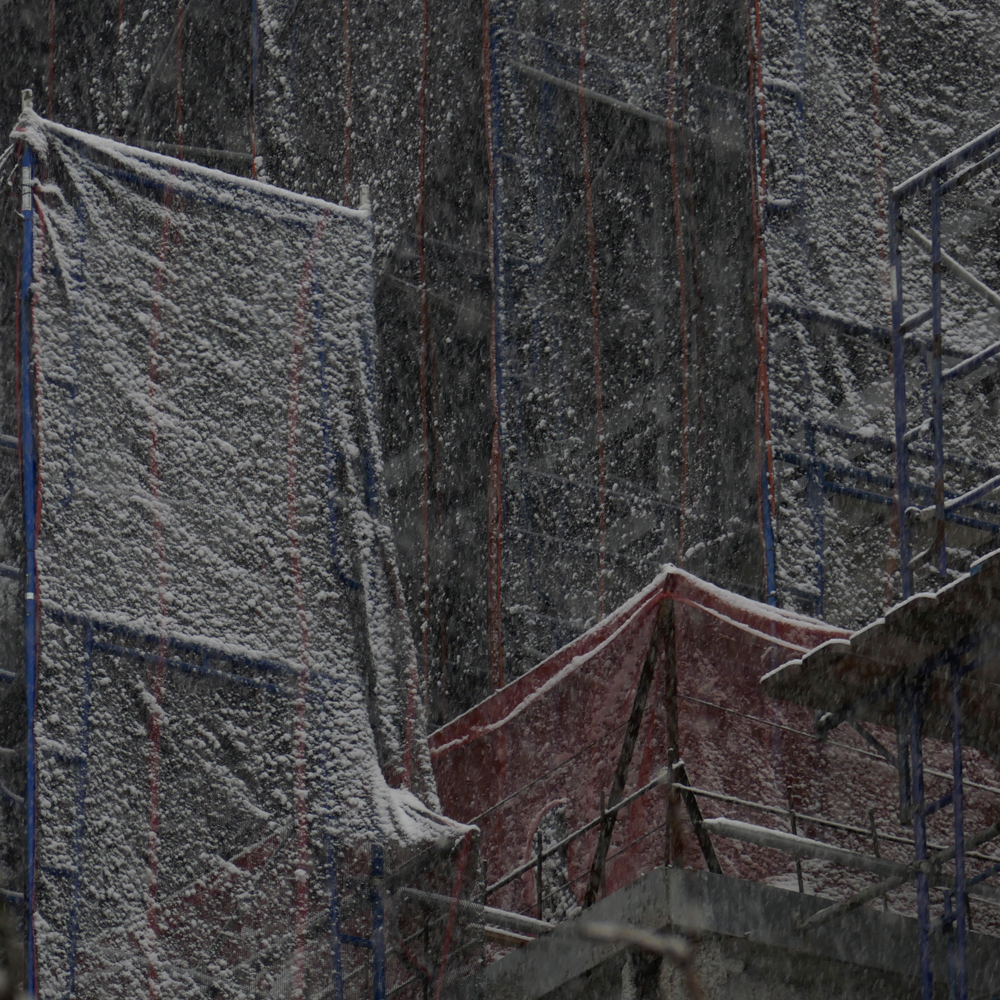 Scaffolding in the Snow